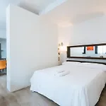 Teatinos 30